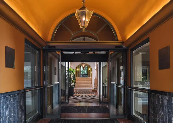 Park Den Haag, Part Of Sircle Collection 4*